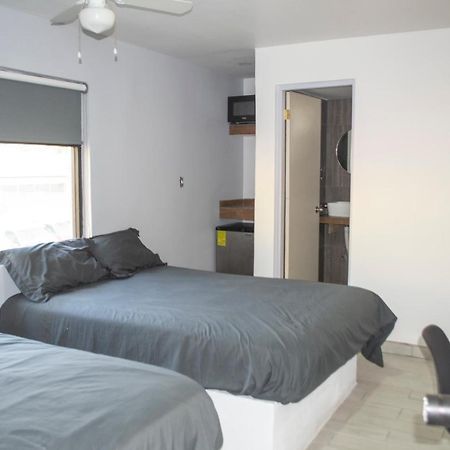 Apartamentos Ambassador 提华纳 外观 照片