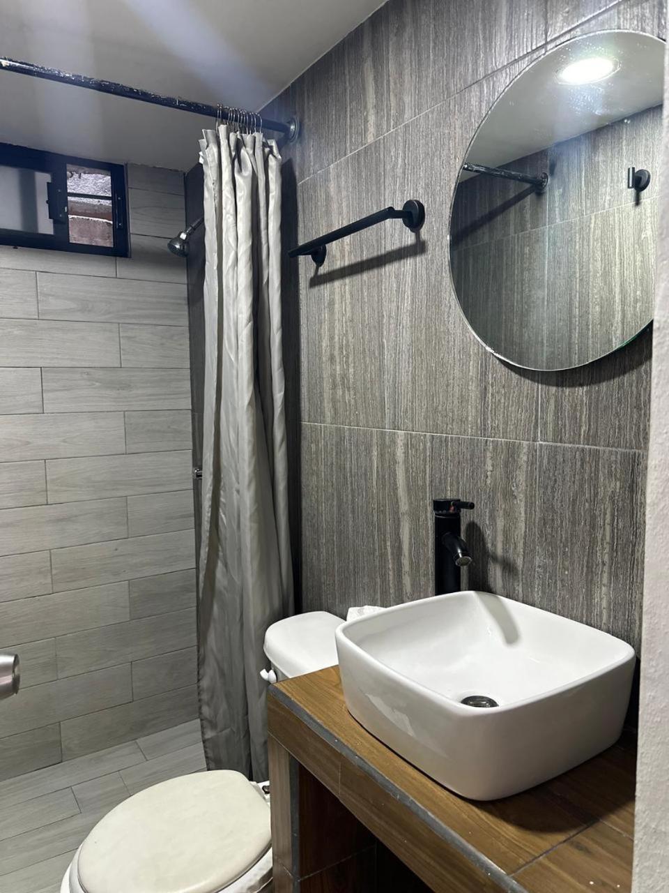 Apartamentos Ambassador 提华纳 外观 照片