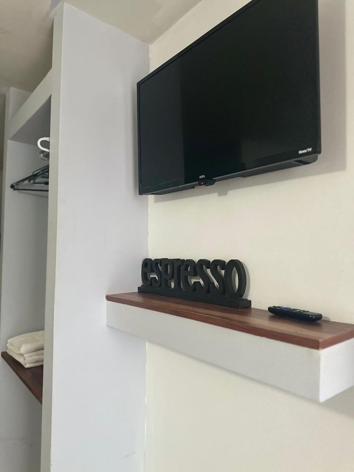 Apartamentos Ambassador 提华纳 外观 照片